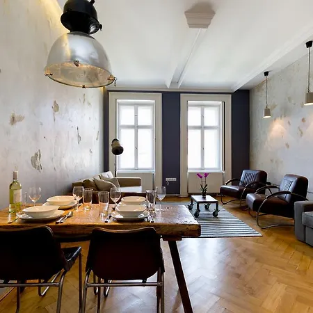 Designer Dream In The Absolute Center Lejlighed