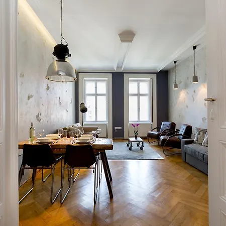 Designer Dream In The Absolute Center *