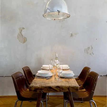 Designer Dream In The Absolute Center * Budapest
