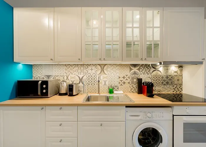 Designer Dream In The Absolute Center شقة